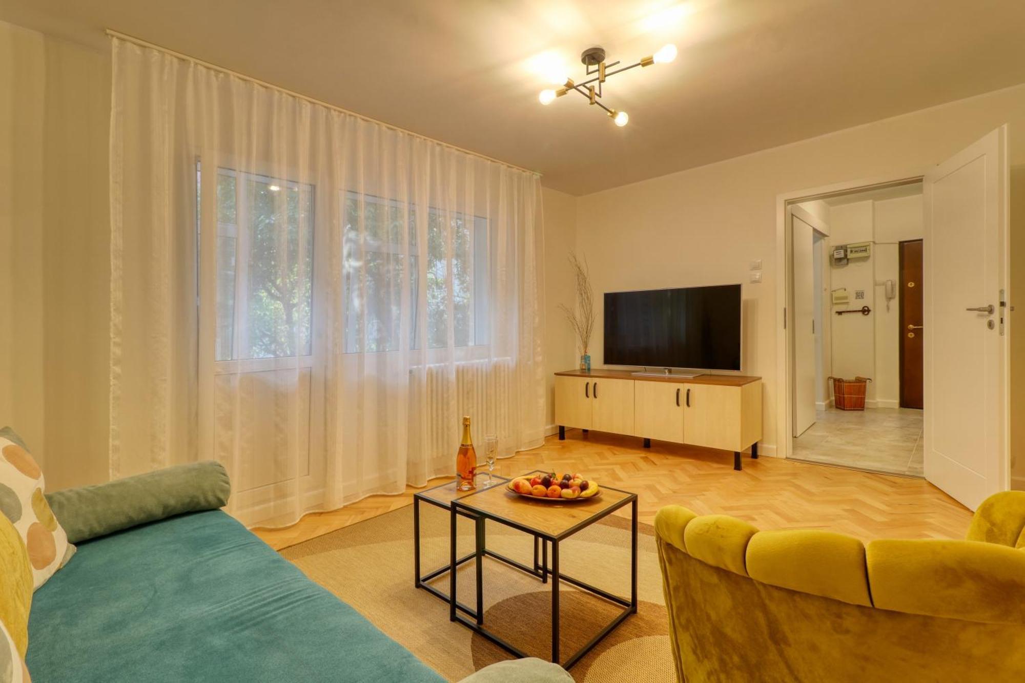 Quito Apartment - Stylish & Quiet Бухарест Екстер'єр фото