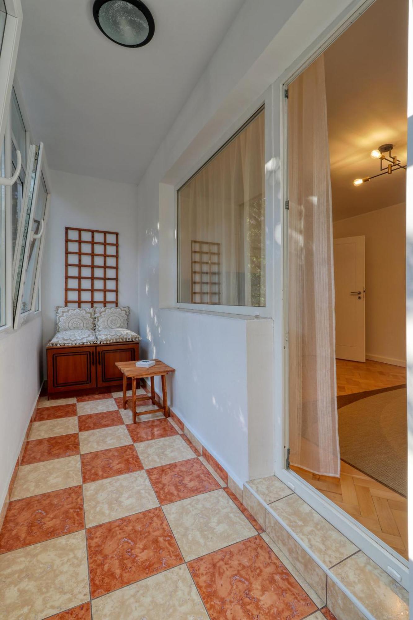 Quito Apartment - Stylish & Quiet Бухарест Екстер'єр фото